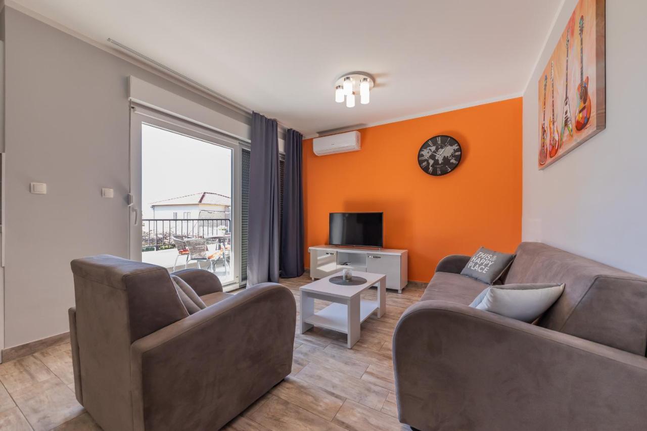 Maryann Apartment Kaštela Екстериор снимка
