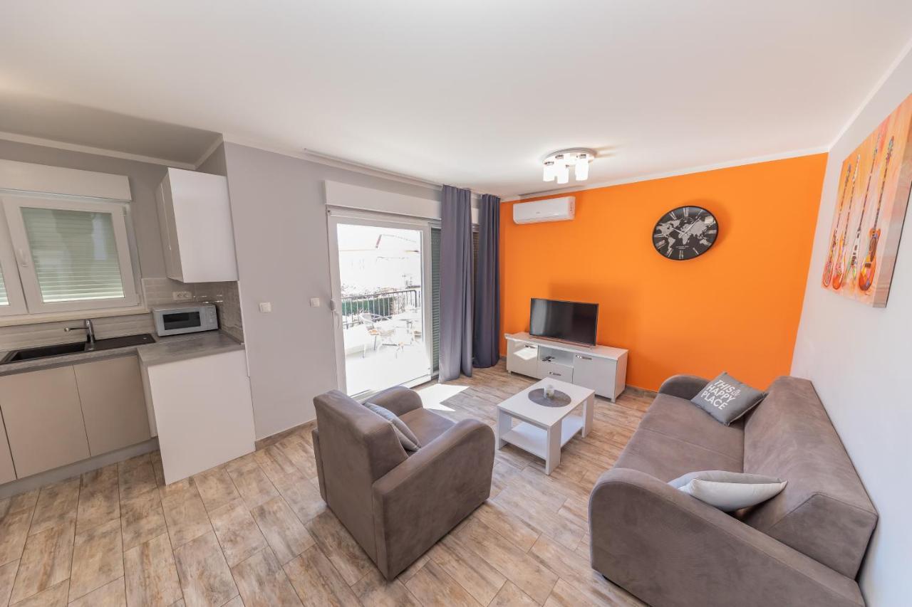 Maryann Apartment Kaštela Екстериор снимка