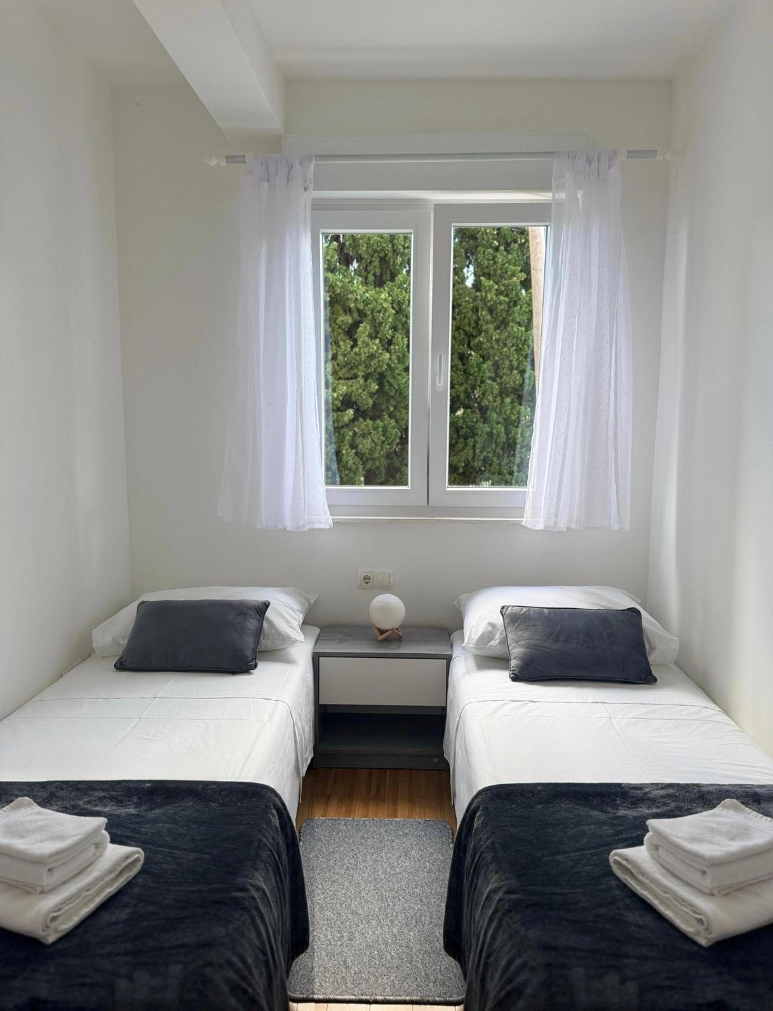 Maryann Apartment Kaštela Екстериор снимка