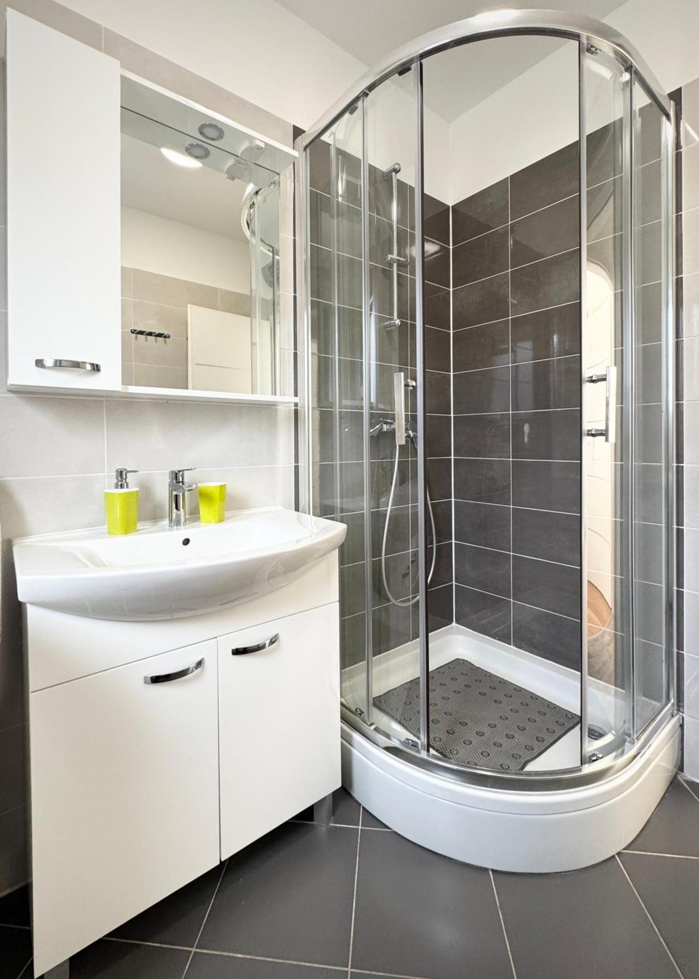 Maryann Apartment Kaštela Екстериор снимка