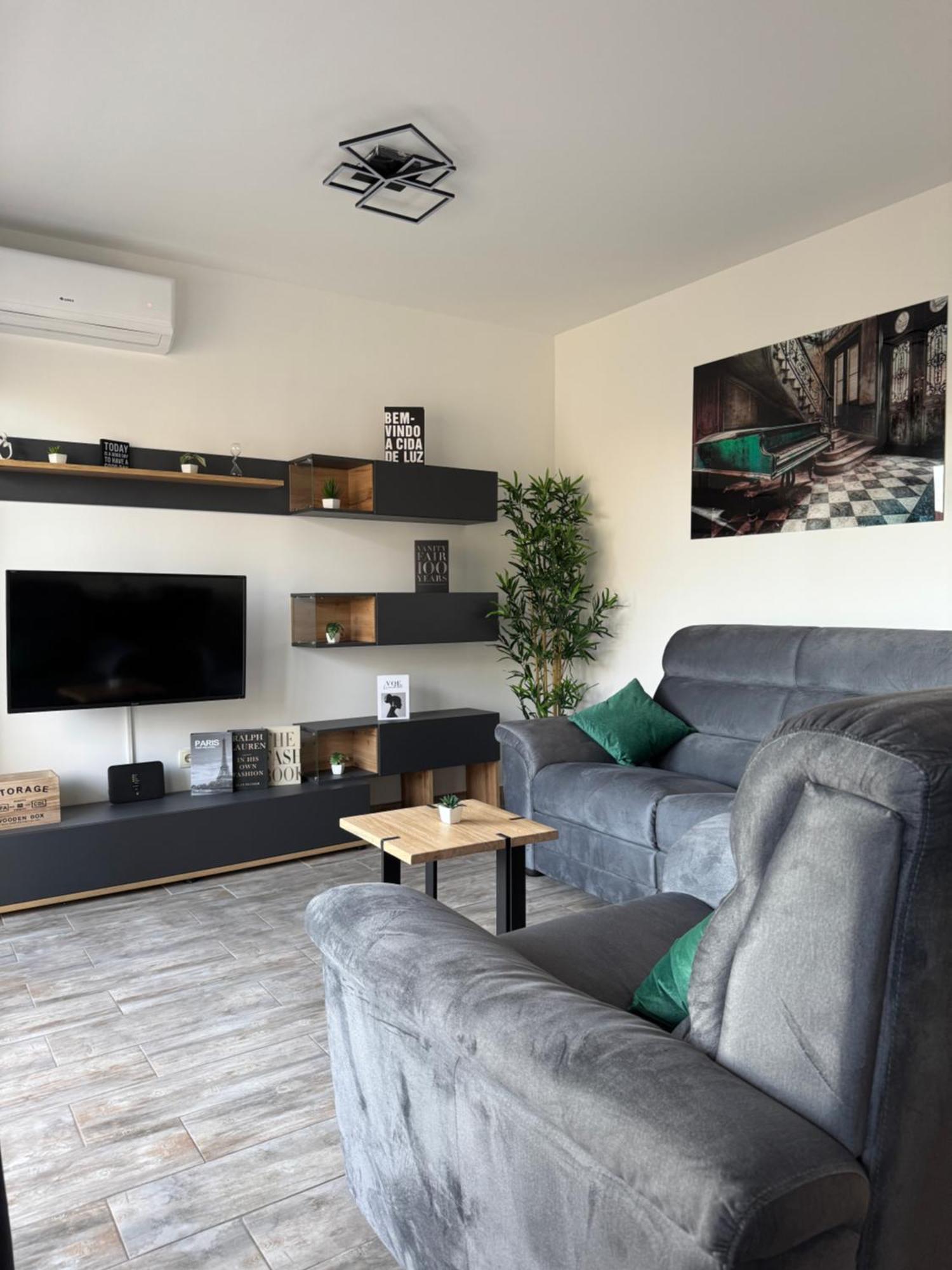 Maryann Apartment Kaštela Екстериор снимка